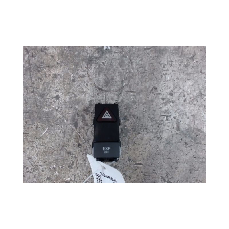 BOUTON DE WARNING MERCEDES CLASSE C 2007-