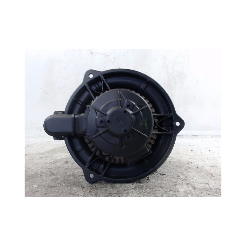 MOTEUR VENTILATEUR CHAUFFAGE HYUNDAI I30