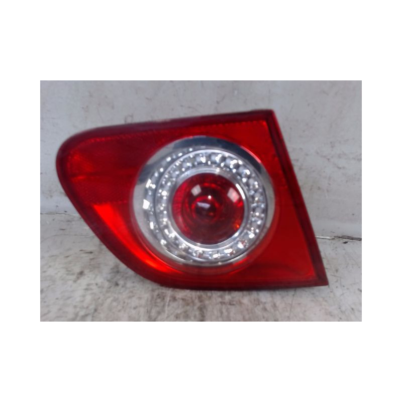 FEU ARRIERE INTERIEUR GAUCHE VOLKSWAGEN PASSAT 2005-