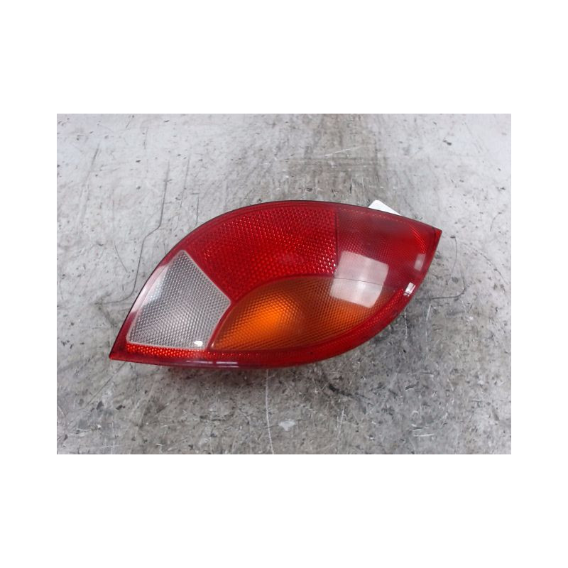 FEU ARRIERE DROIT FORD KA
