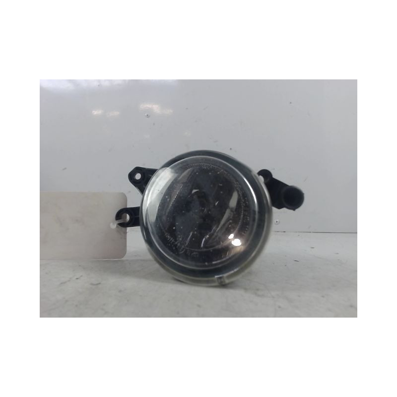 PHARE ANTIBROUILLARD AVANT GAUCHE AUDI A4