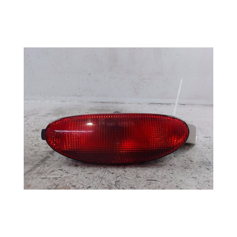 FEU BROUILLARD CENTRAL ARRIERE PEUGEOT 206 5P
