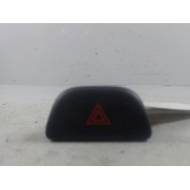 BOUTON DE WARNING NISSAN MICRA 2009-