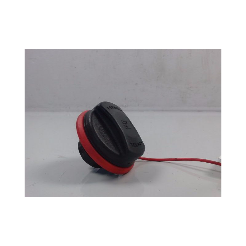 BOUCHON RESERVOIR A CARBURANT OPEL CORSA