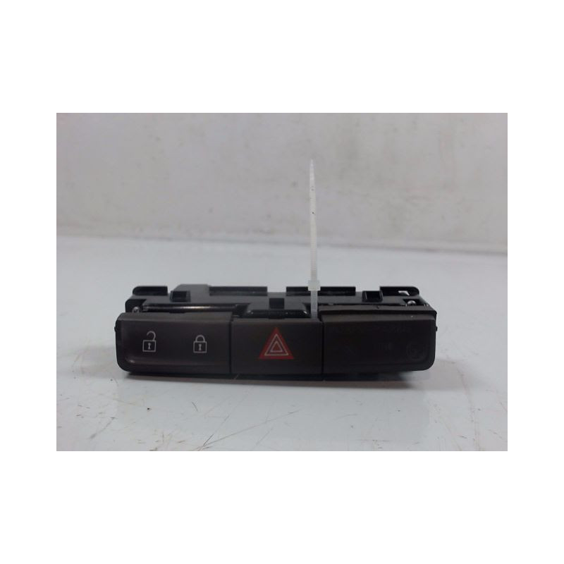 BOUTON DE WARNING OPEL ZAFIRA 2006-