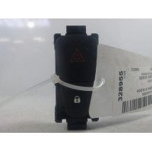 BOUTON DE WARNING DACIA SANDERO