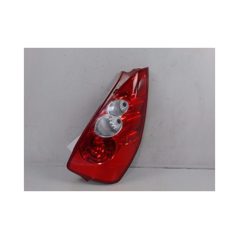 FEU ARRIERE DROIT MAZDA MAZDA 5