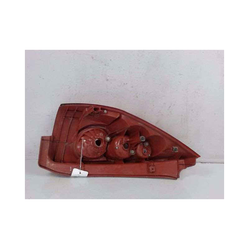 FEU ARRIERE DROIT MAZDA MAZDA 5