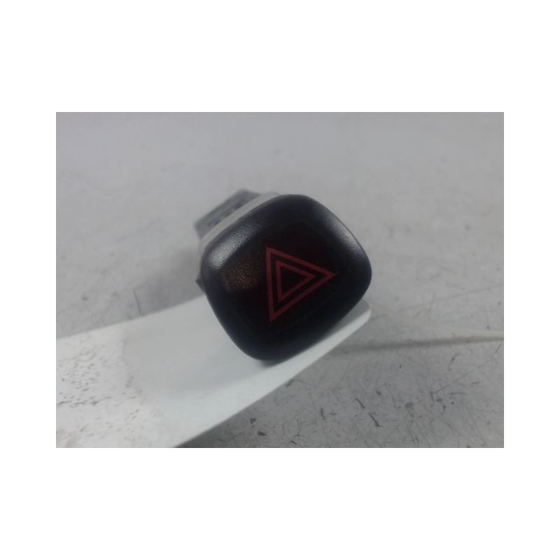 BOUTON DE WARNING VOLVO S80