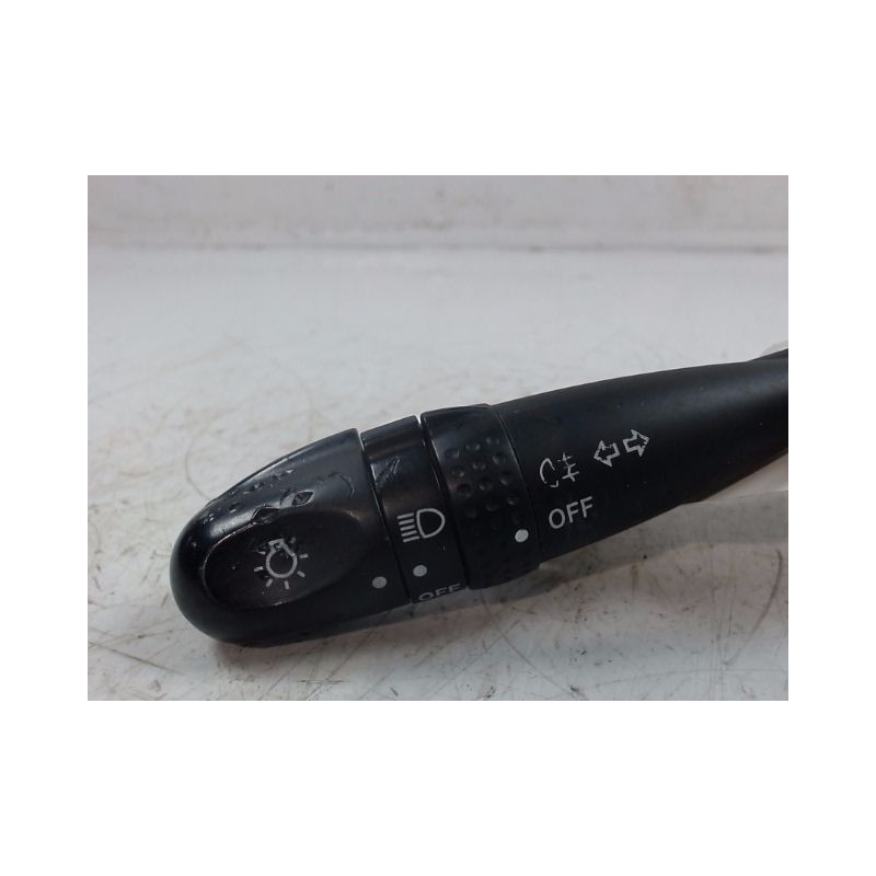 COMMANDE CLIGNOTANT NISSAN PIXO