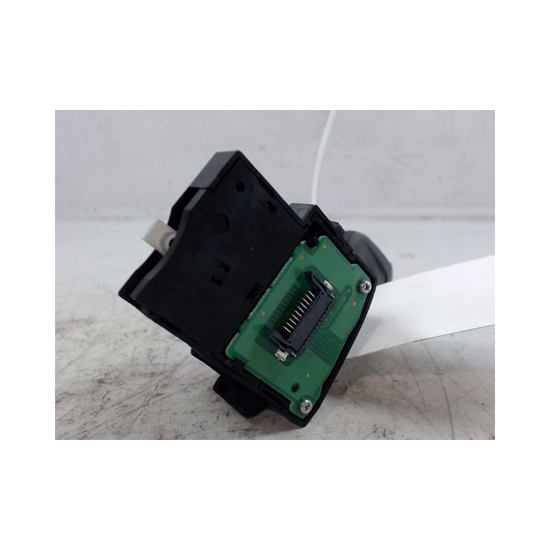 COMMANDE CLIGNOTANT FORD C-MAX
