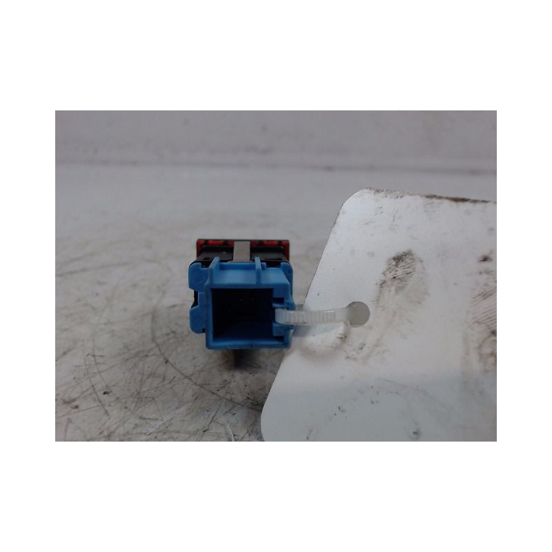 BOUTON DE WARNING VOLKSWAGEN POLO 2005-
