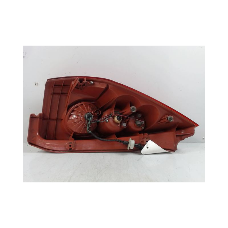 FEU ARRIERE DROIT MAZDA MAZDA 5