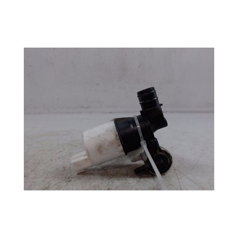POMPE LAVE-GLACE AVANT FORD C-MAX