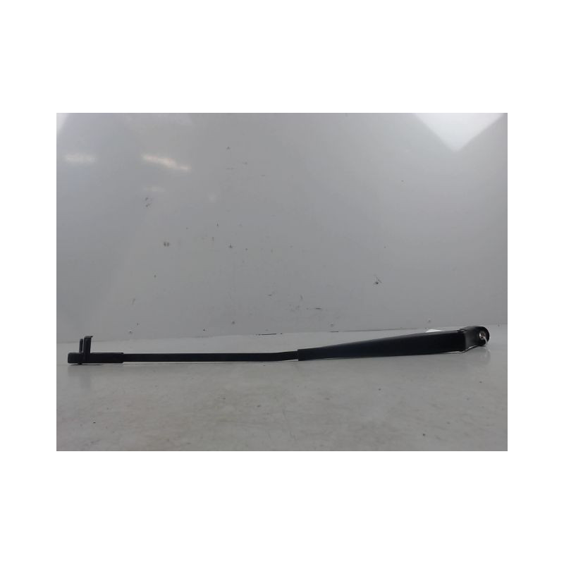 BRAS ESSUIE-GLACE AVANT GAUCHE PEUGEOT 407