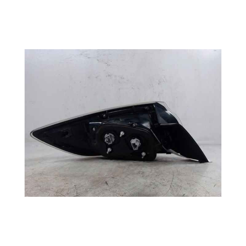FEU ARRIERE DROIT MAZDA MAZDA 3  5P