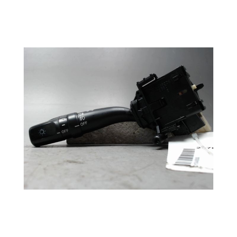 COMMANDE CLIGNOTANT TOYOTA AVENSIS