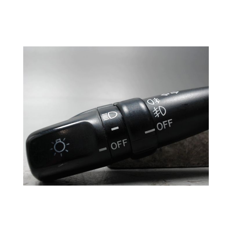 COMMANDE CLIGNOTANT TOYOTA AVENSIS