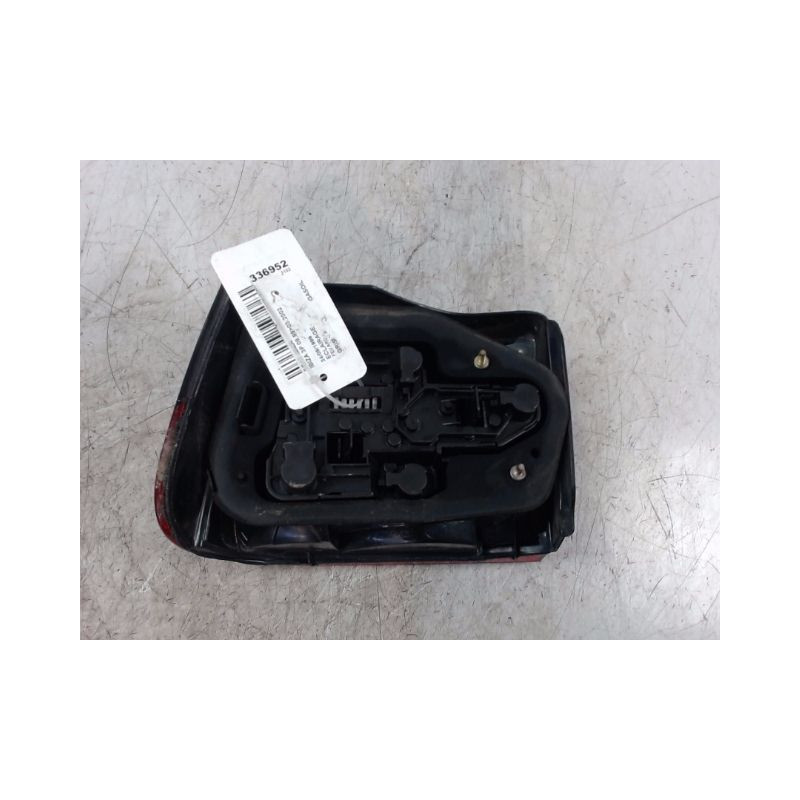 FEU ARRIERE DROIT SEAT IBIZA 99-2002