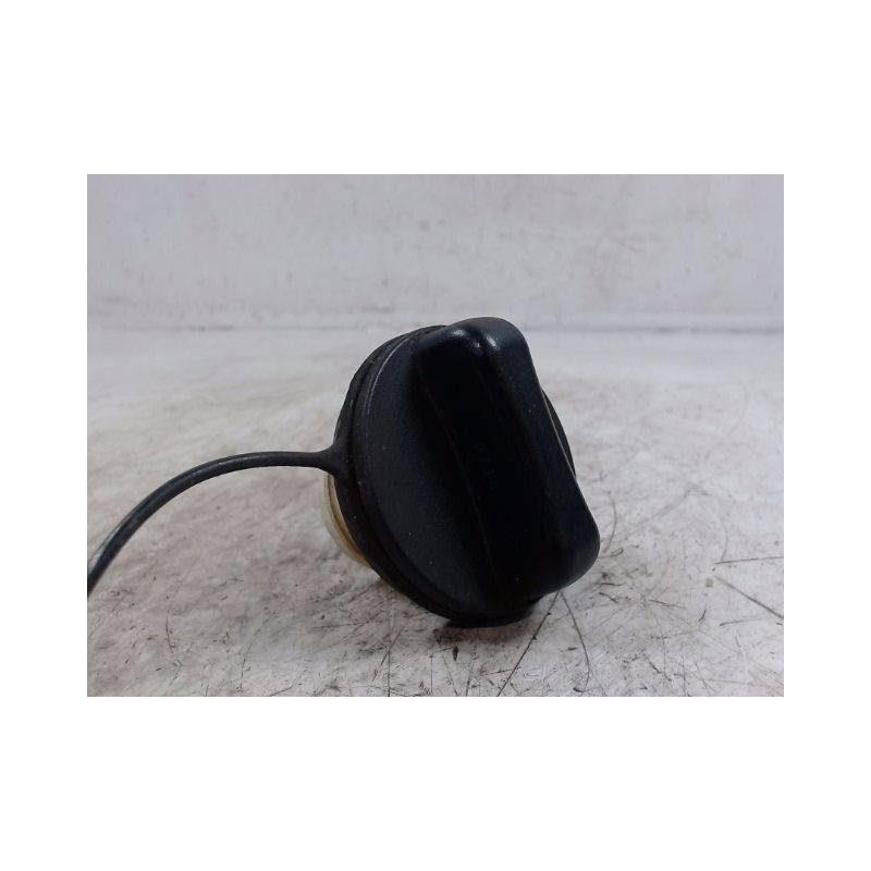 BOUCHON RESERVOIR A CARBURANT NISSAN MICRA 2009-