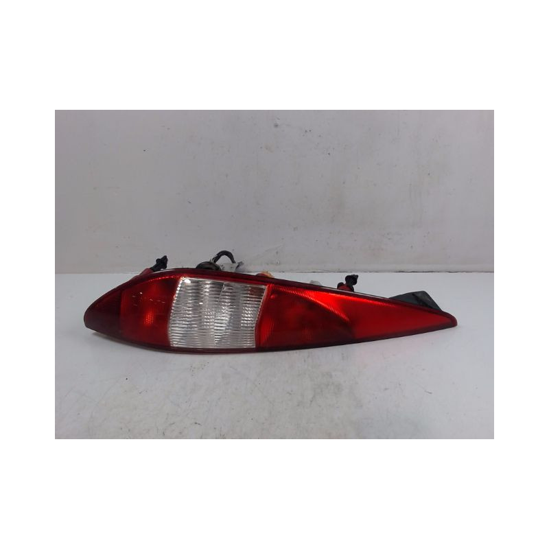 FEU ARRIERE GAUCHE  FORD MONDEO CLIPPER 00-07