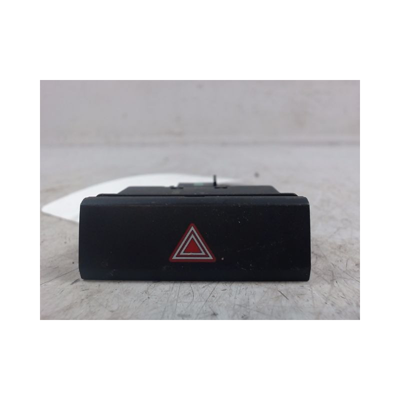 BOUTON DE WARNING VOLKSWAGEN TOUAREG