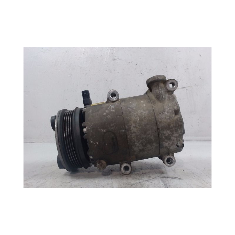 COMPRESSEUR AIR CONDITIONNE FORD FOCUS 04-07