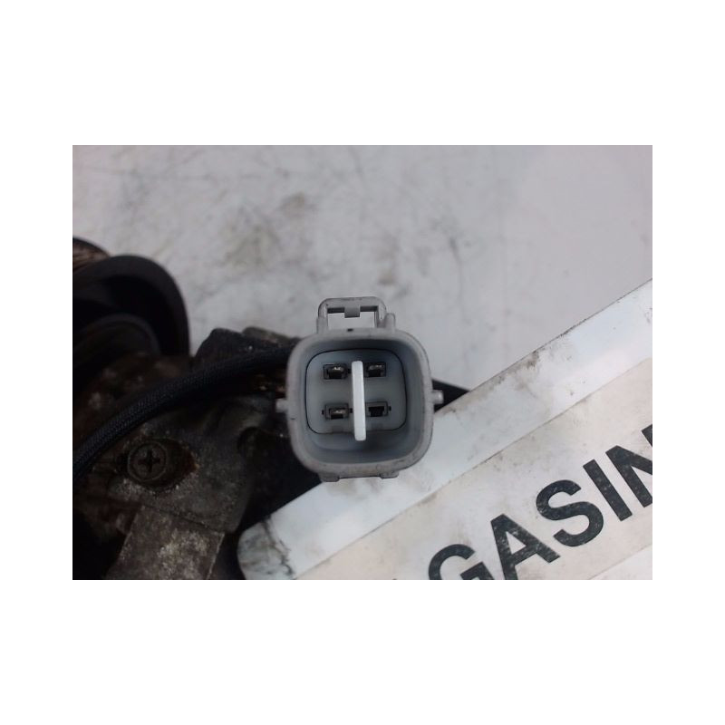COMPRESSEUR AIR CONDITIONNE TOYOTA YARIS 2003-