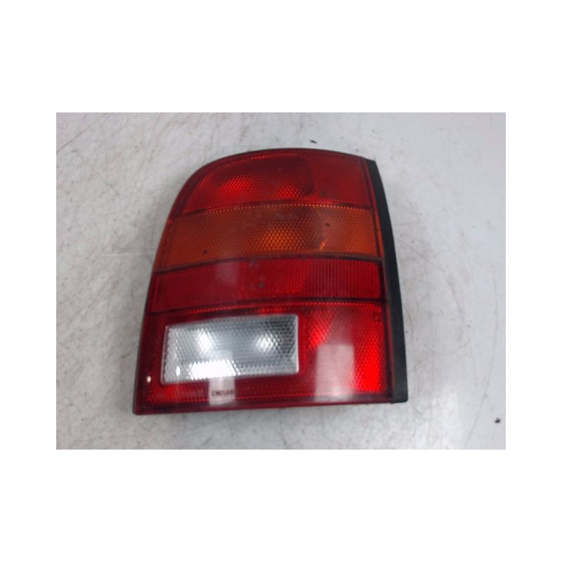 FEU ARRIERE DROIT NISSAN MICRA 96-98
