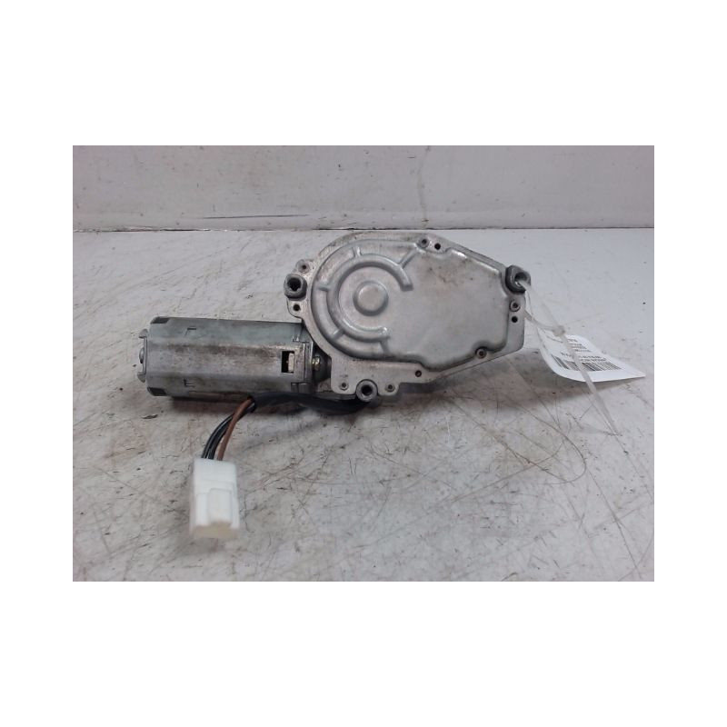 MOTEUR ESSUIE-GLACE ARRIERE NISSAN MICRA 96-98