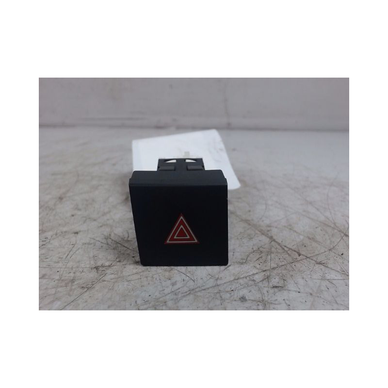 BOUTON DE WARNING PEUGEOT 508 2010-