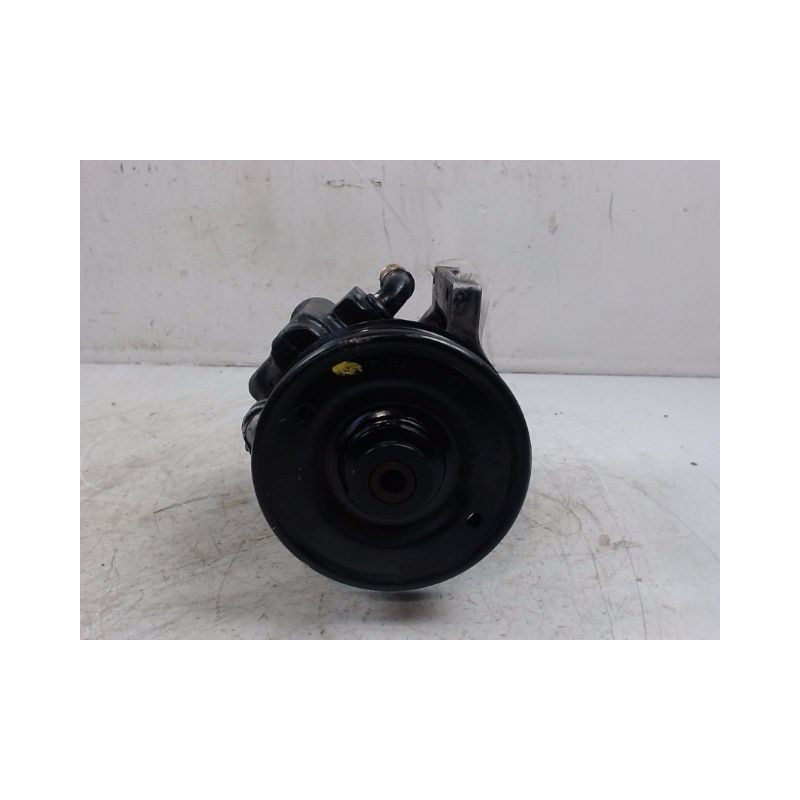 POMPE DIRECTION ASSISTEE RENAULT LAGUNA -98