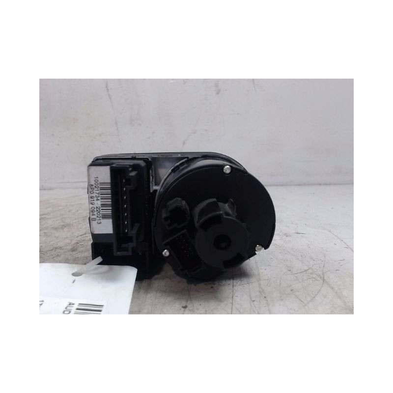 COMMANDE ECLAIRAGE AUDI A1