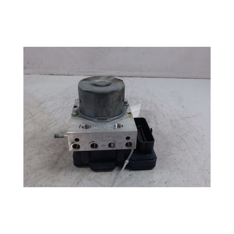 UNITE HYDRAULIQUE ABS SUBARU FORESTER