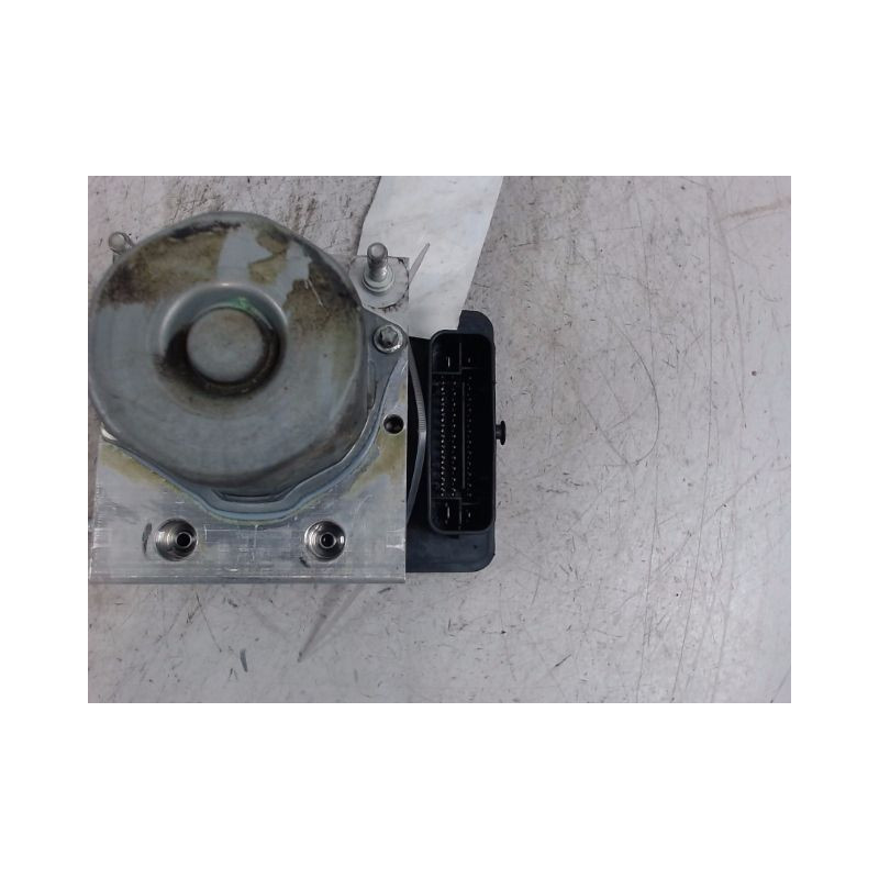 UNITE HYDRAULIQUE ABS SUBARU FORESTER