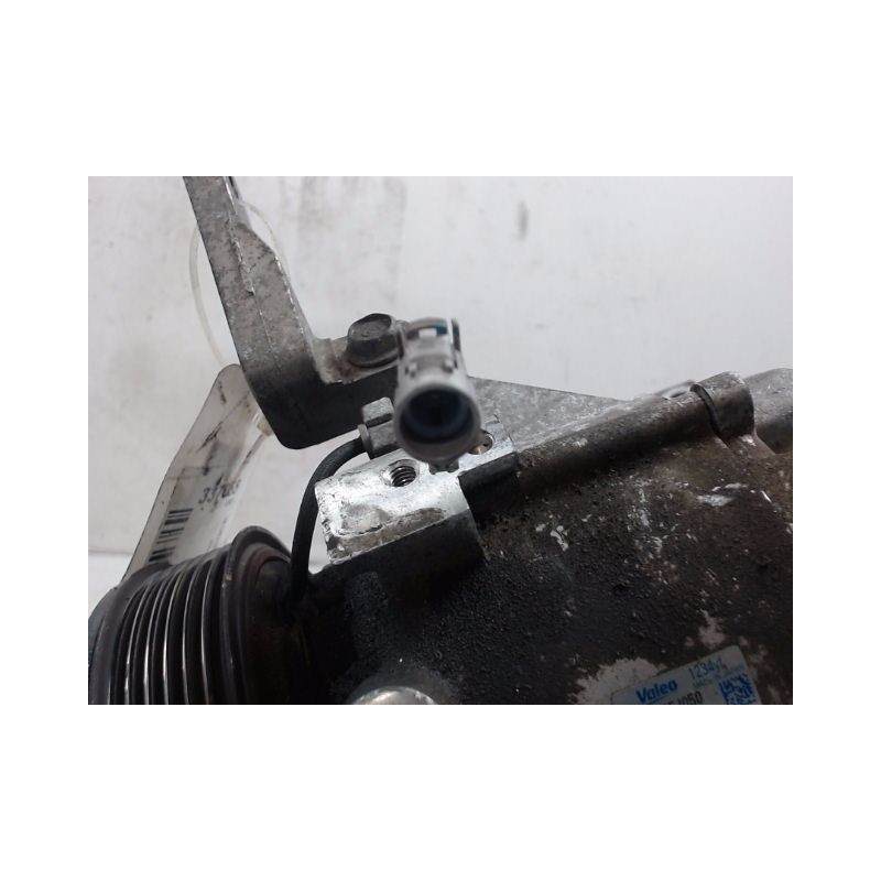 COMPRESSEUR AIR CONDITIONNE SUBARU FORESTER