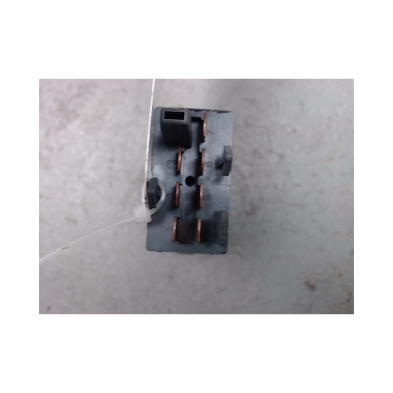 BOUTON DE WARNING VOLKSWAGEN PASSAT 2000-2005