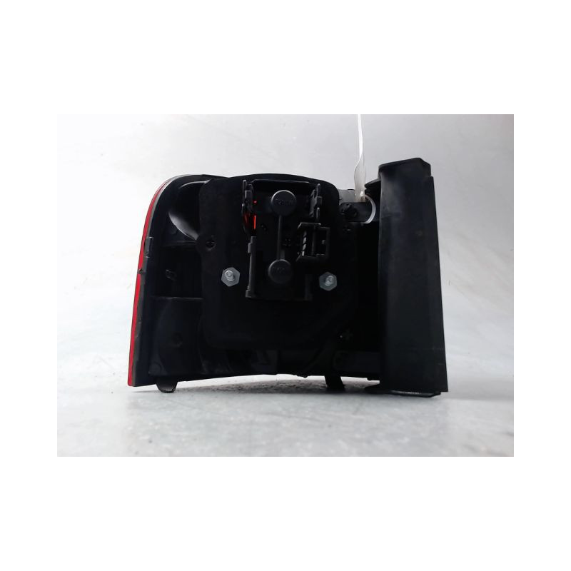 FEU ARRIERE DROIT FIAT STILO MULTI WAGON