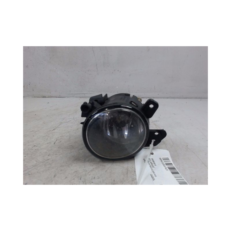PHARE ANTIBROUILLARD AVANT GAUCHE MERCEDES GLK