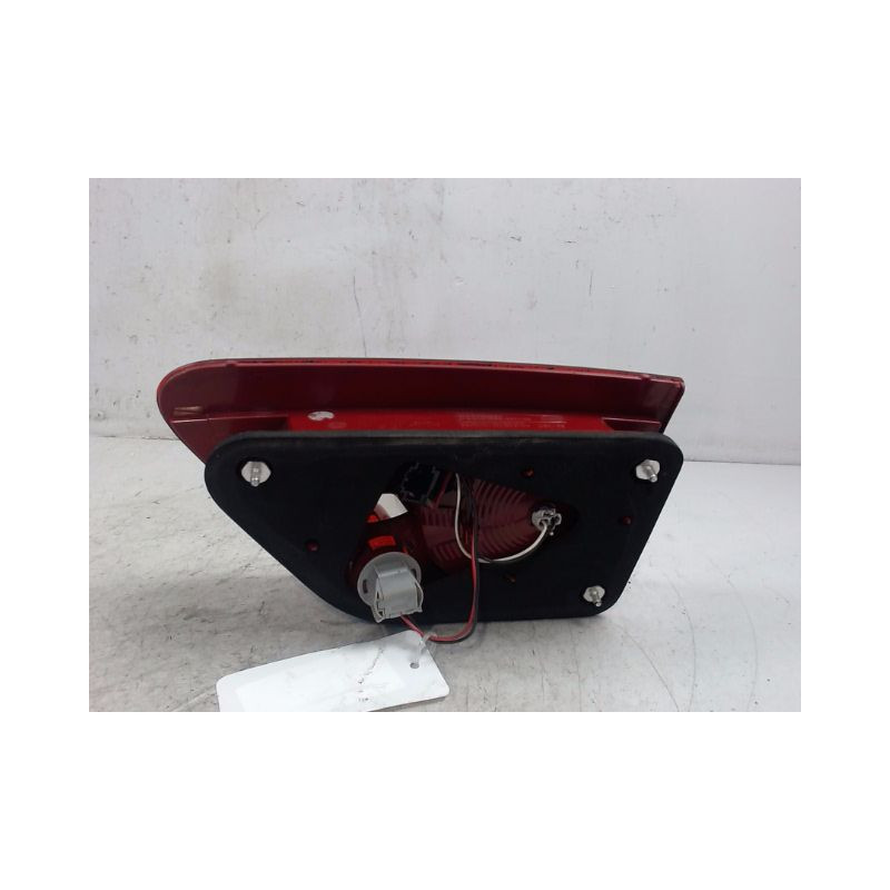 FEU ARRIERE INTERIEUR GAUCHE SEAT ALTEA