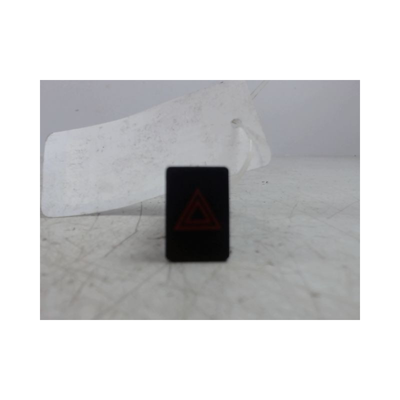 BOUTON DE WARNING NISSAN QHASQAI 2007-