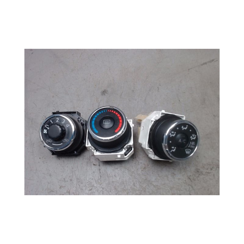 COMMANDE DE CHAUFFAGE TOYOTA IQ 2008-