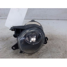PHARE ANTIBROUILLARD AVANT DROIT AUDI A4 AVANT 99-2001