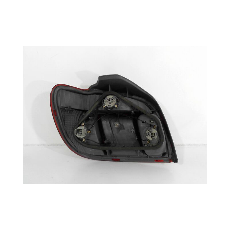 FEU ARRIERE DROIT TOYOTA YARIS -2003