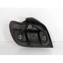 FEU ARRIERE DROIT TOYOTA YARIS -2003