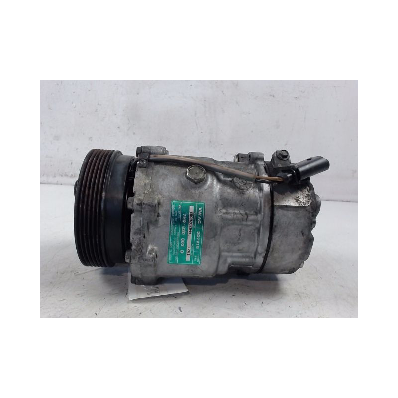 COMPRESSEUR AIR CONDITIONNE VOLKSWAGEN CADDY COMBI 2004-