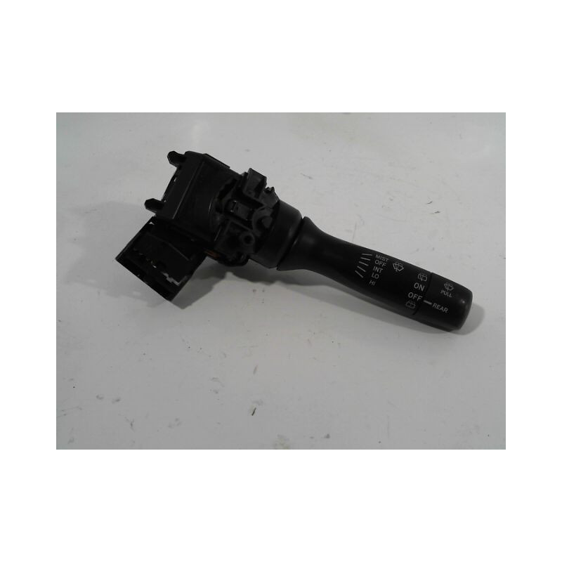 COMMANDE ESSUIE GLACE TOYOTA YARIS 2005-