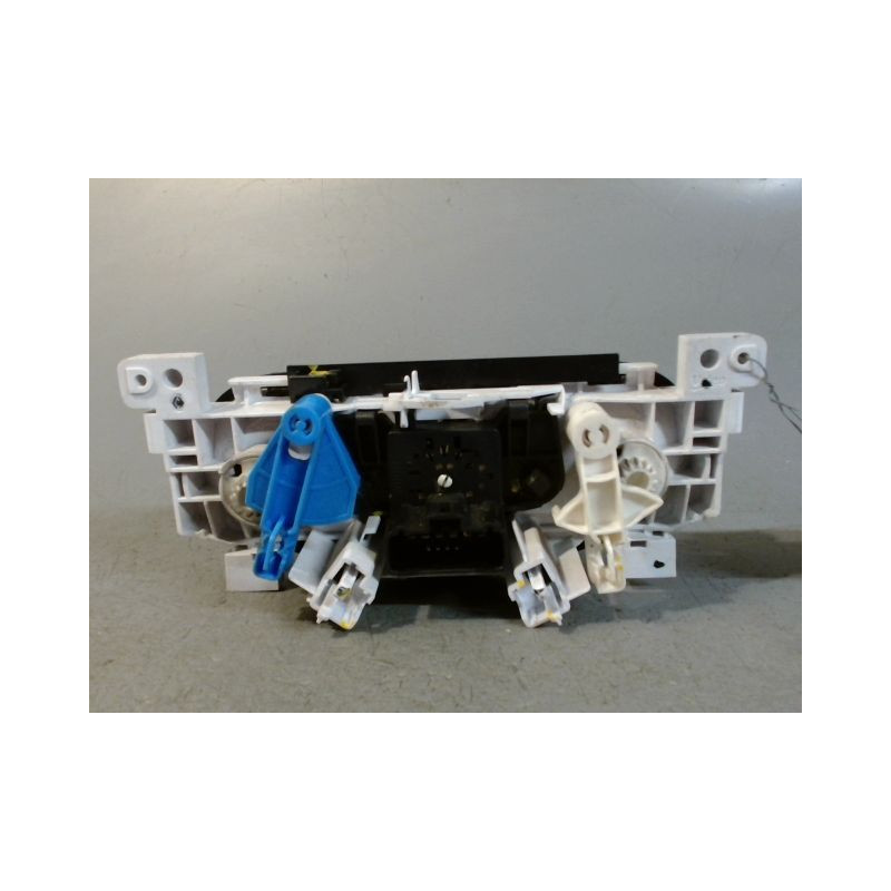COMMANDE DE CHAUFFAGE DACIA LOGAN 08-