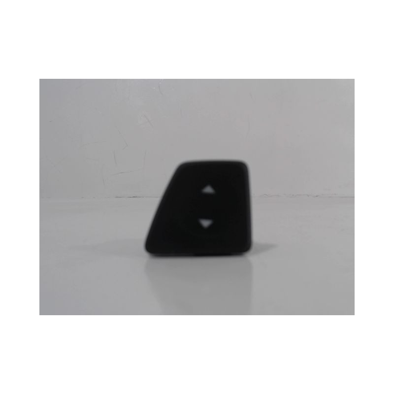 COMMANDE LEVE-GLACE PORTE AVD FIAT 500 2007-