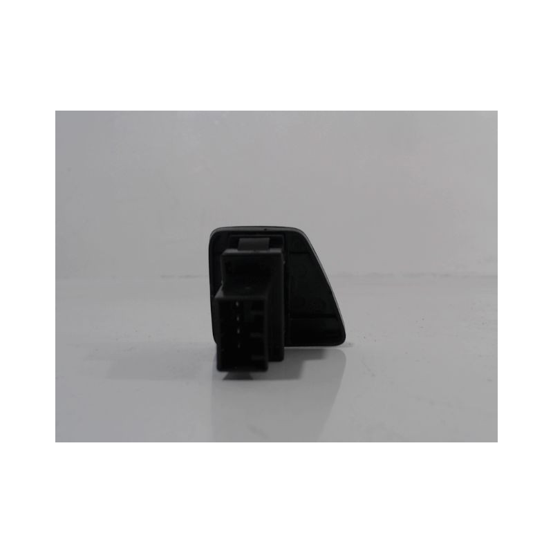 COMMANDE LEVE-GLACE PORTE AVD FIAT 500 2007-